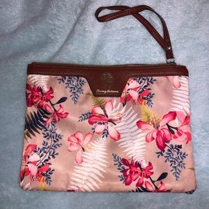 Tommy Bahama wristlet